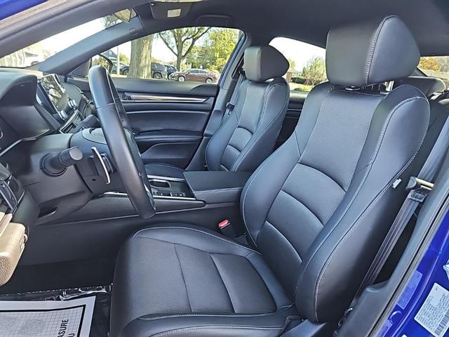 Photo of 2021 Still Night Pearl Honda Accord