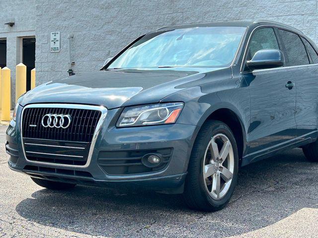 Photo of 2010 Meteor Gray Pearl Audi Q5
