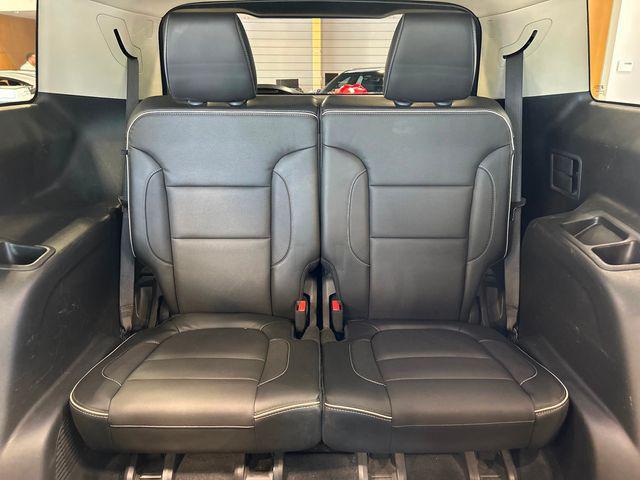 Photo of 2017 White Frost Tricoat GMC Acadia