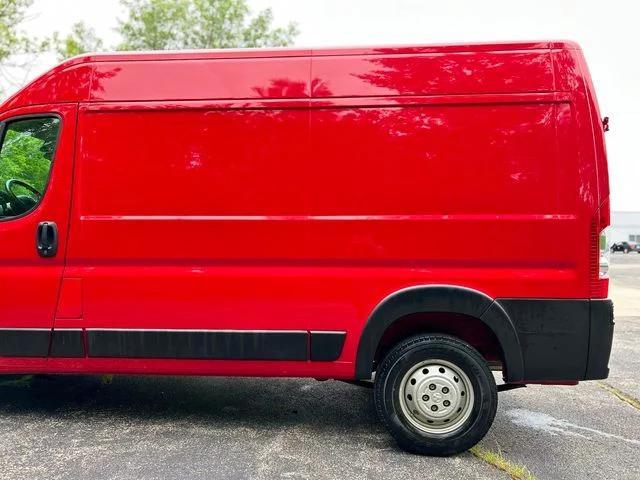 Photo of 2021 Flame Red Clearcoat RAM ProMaster 1500
