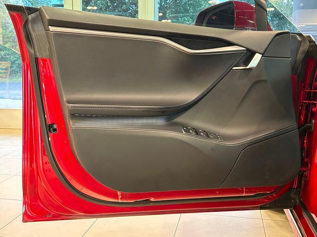 Photo of 2019 Red Multi-Coat Tesla Model S