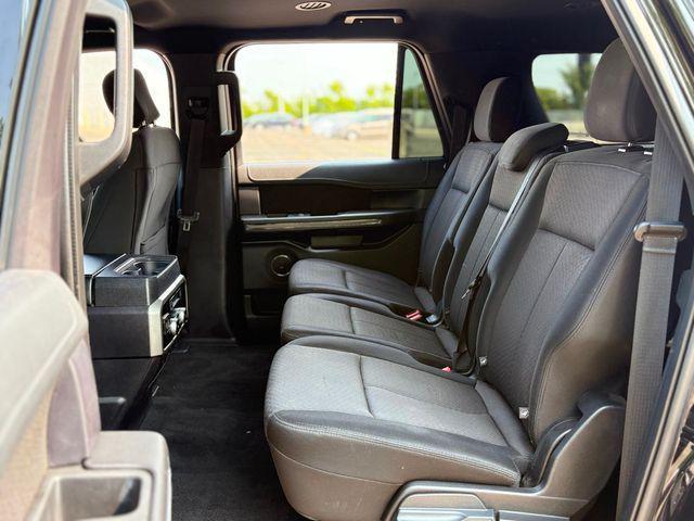 Photo of 2019 Agate Black Metallic Ford Expedition Max