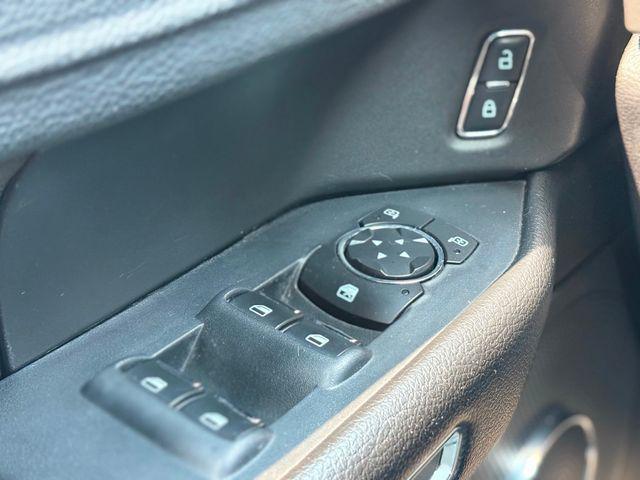 Photo of 2019 Agate Black Metallic Ford Expedition Max