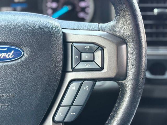 Photo of 2019 Agate Black Metallic Ford Expedition Max