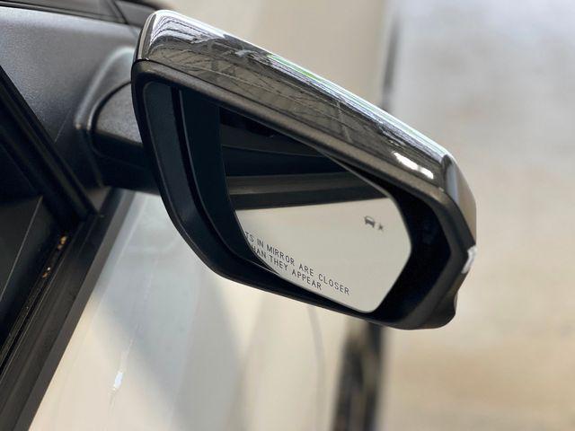 Photo of 2019 Summit White Chevrolet Equinox