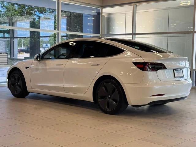Photo of 2019 Pearl White Multi-Coat Tesla Model 3