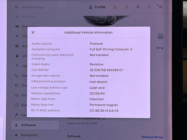 Photo of 2019 Midnight Silver Metallic Tesla Model 3