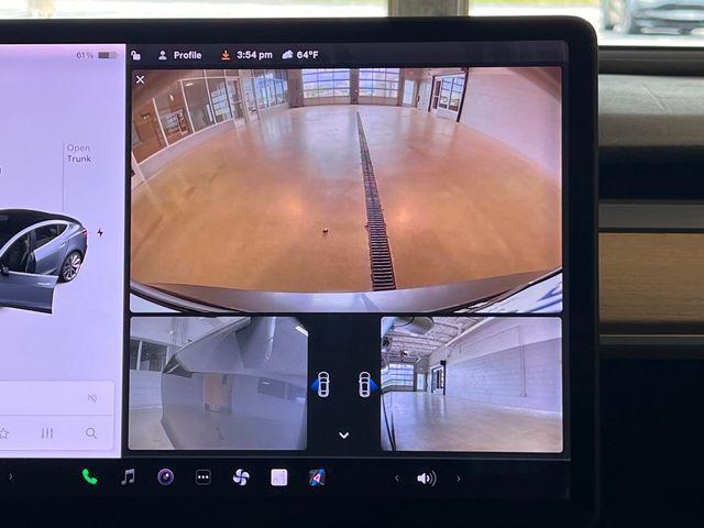 Photo of 2019 Midnight Silver Metallic Tesla Model 3