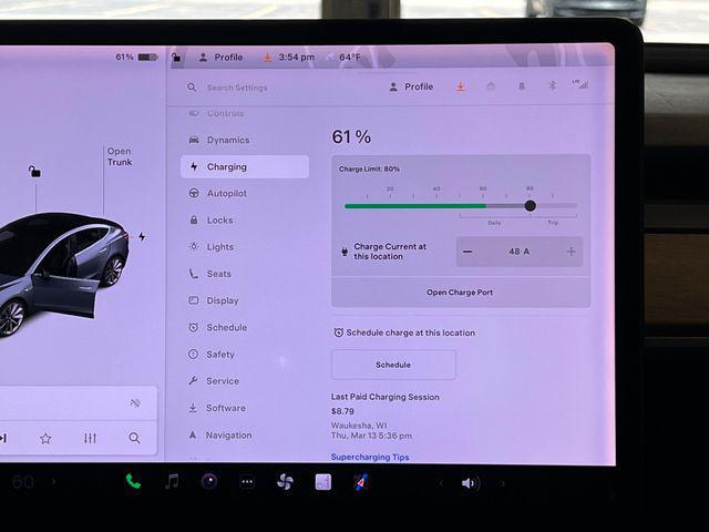 Photo of 2019 Midnight Silver Metallic Tesla Model 3