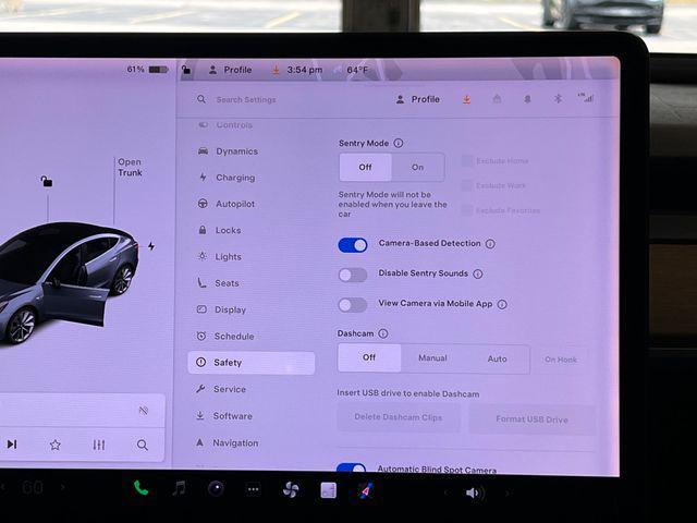 Photo of 2019 Midnight Silver Metallic Tesla Model 3