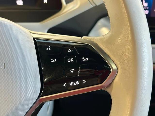 Photo of 2021 Dusk Blue Metallic/Black Roof Volkswagen ID.4