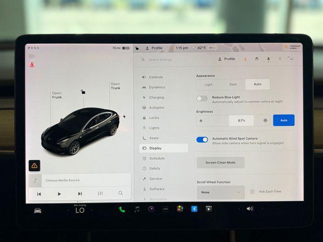 Photo of 2019 Solid Black Tesla Model 3