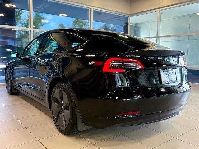 Photo of 2019 Solid Black Tesla Model 3