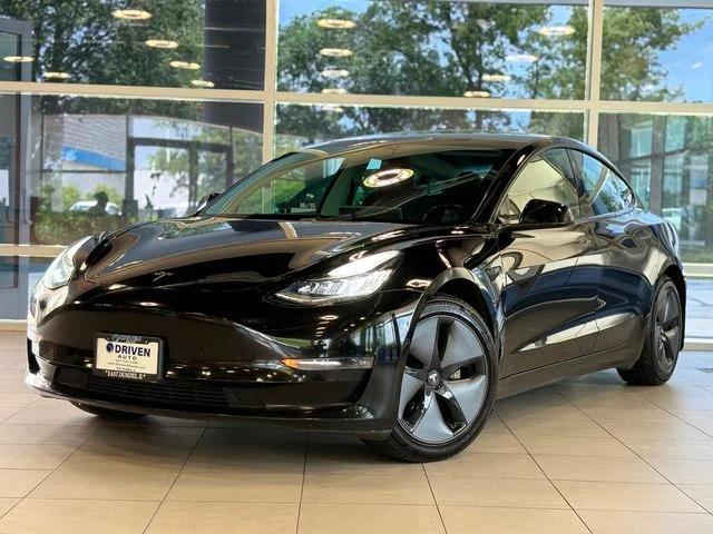 Photo of 2019 Solid Black Tesla Model 3