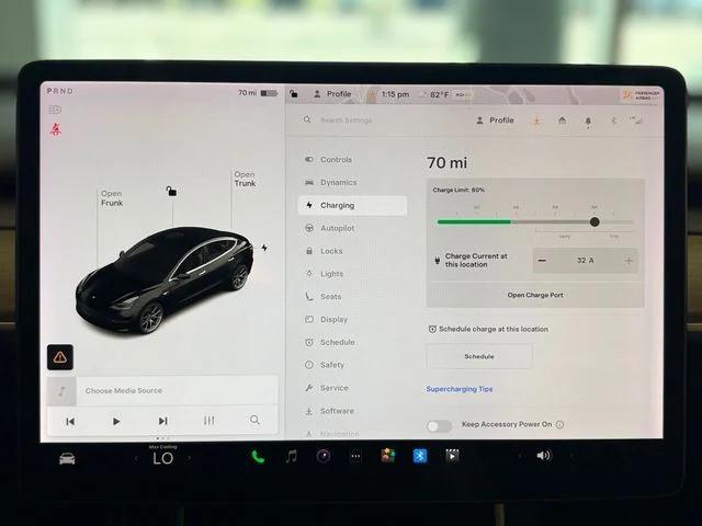 Photo of 2019 Solid Black Tesla Model 3