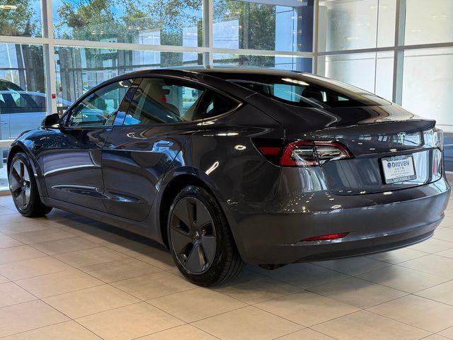 Photo of 2021 Midnight Silver Metallic Tesla Model 3