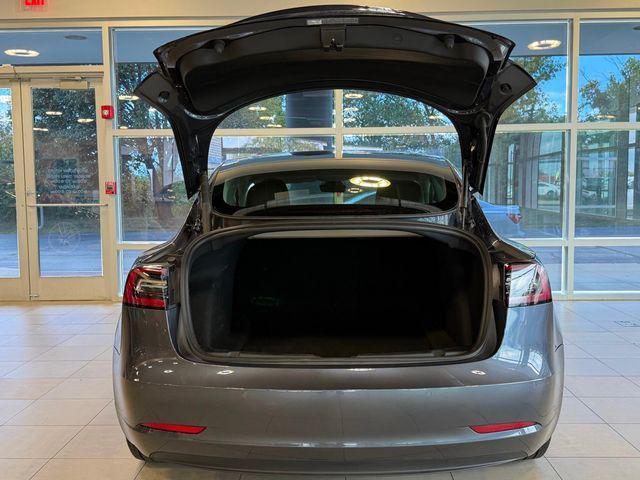 Photo of 2021 Midnight Silver Metallic Tesla Model 3