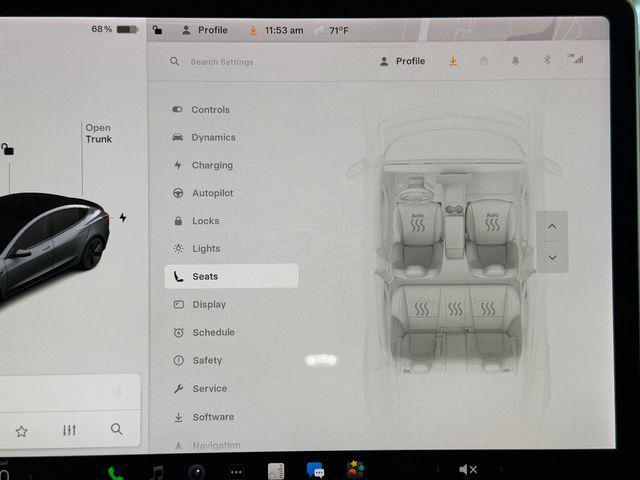 Photo of 2021 Midnight Silver Metallic Tesla Model 3