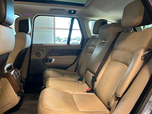 Photo of 2018 Byron Blue Metallic Land Rover Range Rover