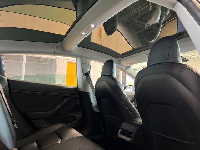 Photo of 2020 Midnight Silver Metallic Tesla Model 3