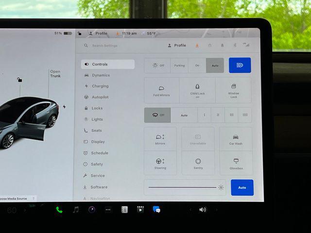 Photo of 2020 Midnight Silver Metallic Tesla Model 3