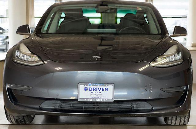 Photo of 2020 Midnight Silver Metallic Tesla Model 3