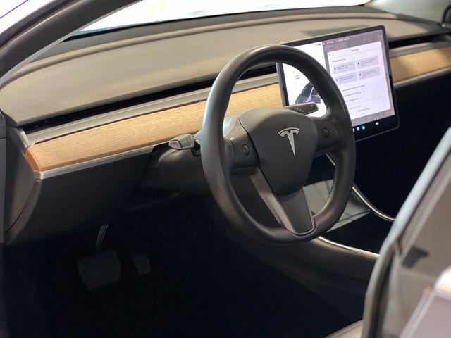 Photo of 2020 Midnight Silver Metallic Tesla Model 3