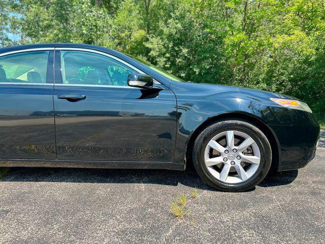 Photo of 2013 Crystal Black Pearl Acura TL