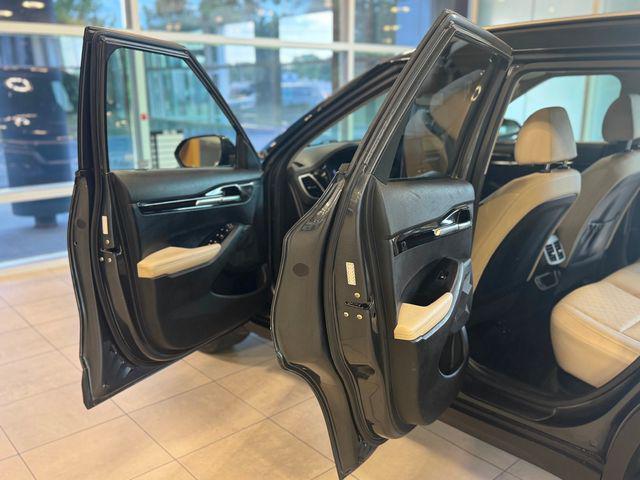 Photo of 2022 Gravity Gray Kia Seltos
