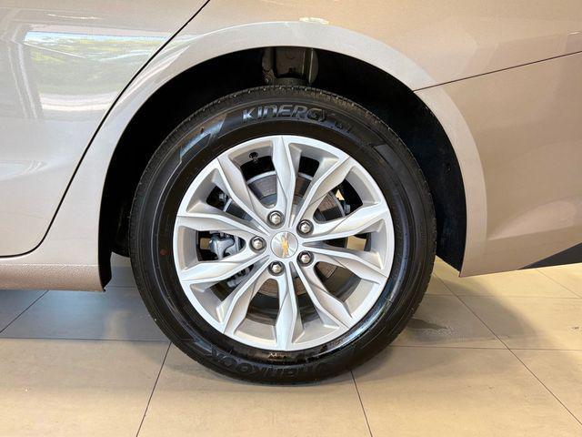 Photo of 2023 Mineral Gray Metallic Chevrolet Malibu