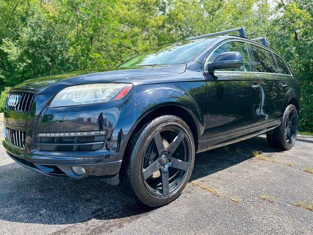 Photo of 2014 Black Audi Q7