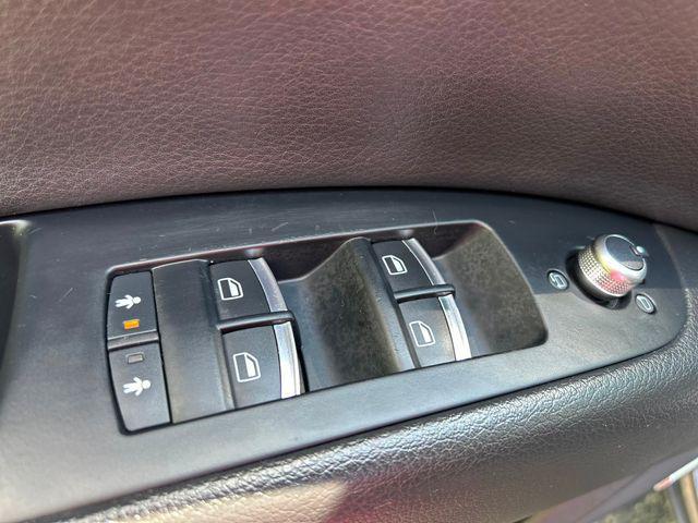Photo of 2014 Black Audi Q7