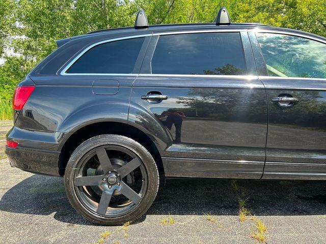Photo of 2014 Black Audi Q7