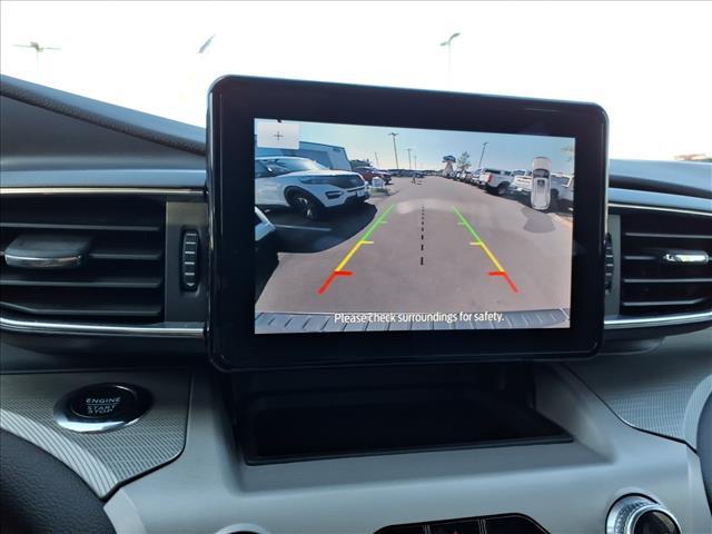 Photo of 2023 Carbonized Gray Metallic Ford Explorer