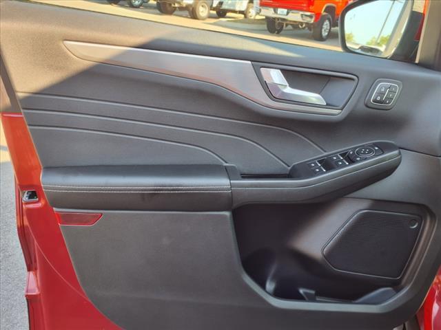 Photo of 2022 Red Ford Escape