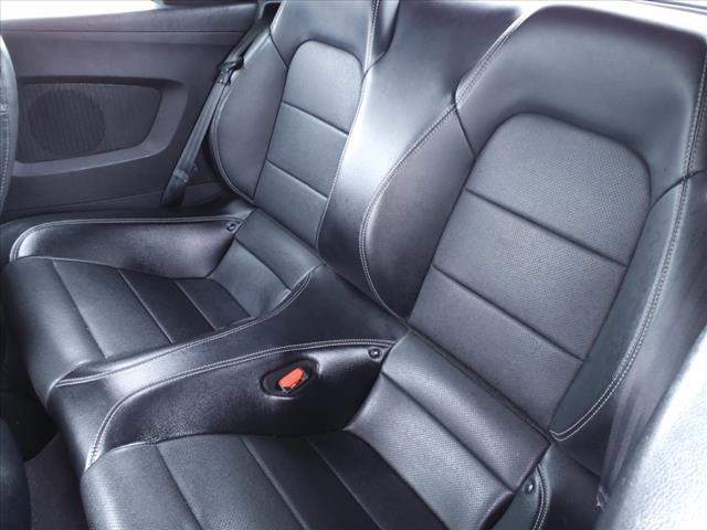 Photo of 2022 Silver Ford Mustang