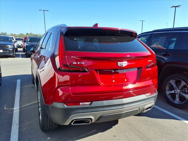 Photo of 2021 Red Cadillac XT4