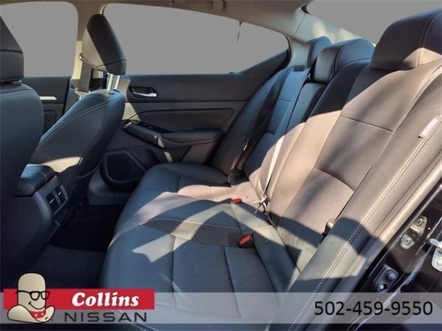 Photo of 2025 Black Nissan Altima