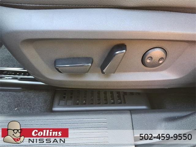 Photo of 2025 Deep Ocean Blue Nissan Rogue