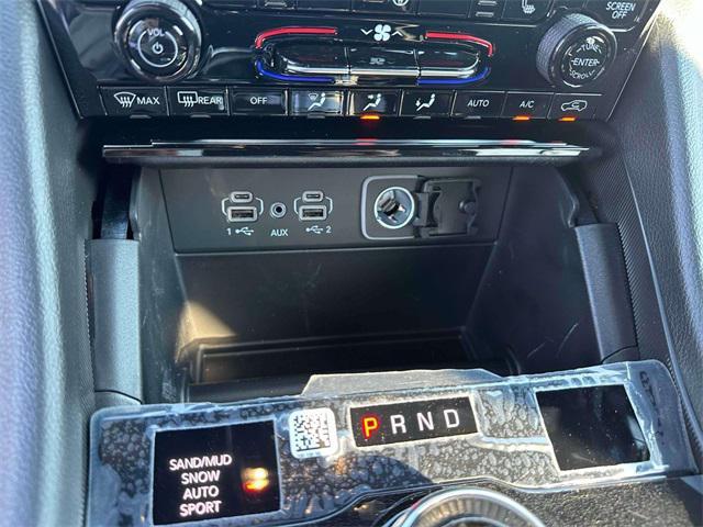 Photo of 2025 Silver Zynith Jeep Grand Cherokee L