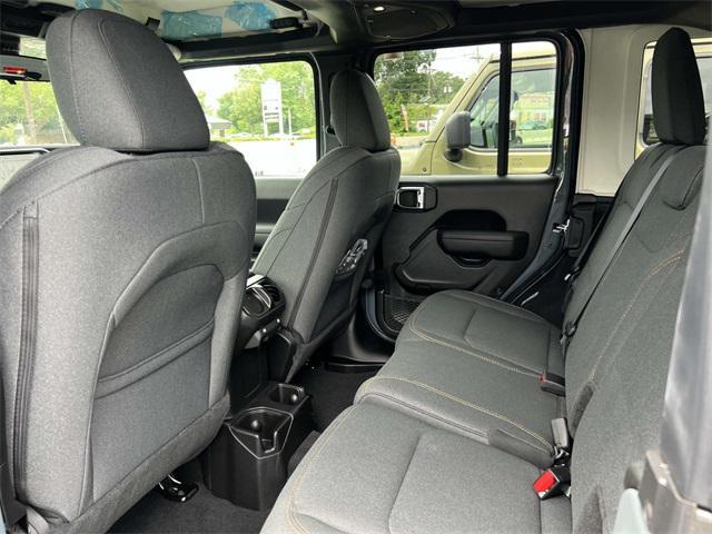 Photo of 2025 Anvil Clearcoat Jeep Wrangler