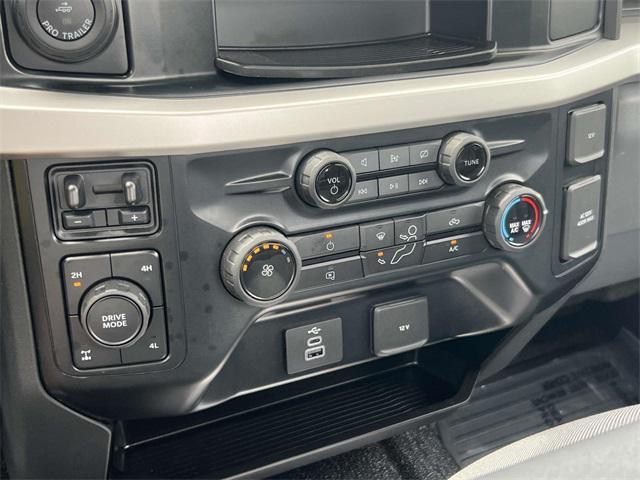 Photo of 2023 Race Red Ford F-350