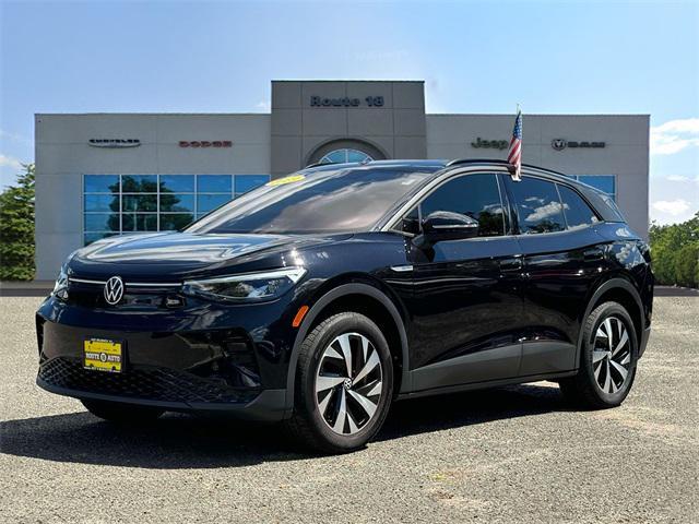 Photo of 2023 Deep Black Pearl Volkswagen ID.4