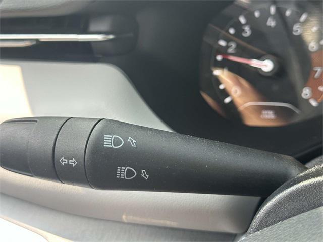 Photo of 2022 Bright White Clearcoat Jeep Compass