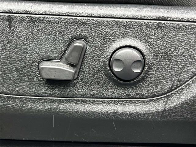 Photo of 2022 Hydro Blue Pearlcoat RAM 1500