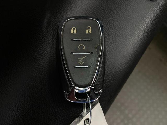 Photo of 2019 Pacific Blue Metallic Chevrolet Equinox