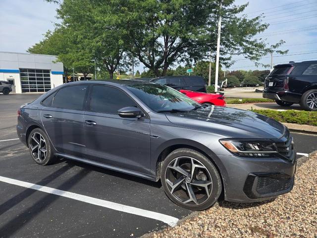 Photo of 2020 Platinum Gray Metallic Volkswagen Passat