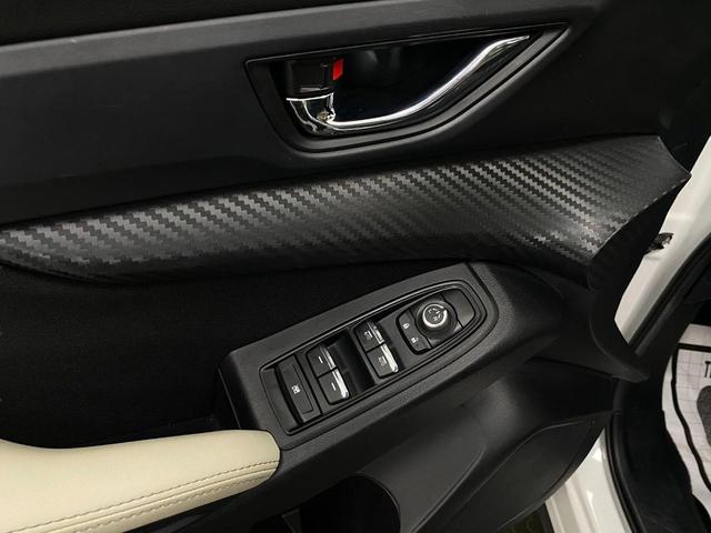 Photo of 2024 Crystal White Pearl Subaru Ascent