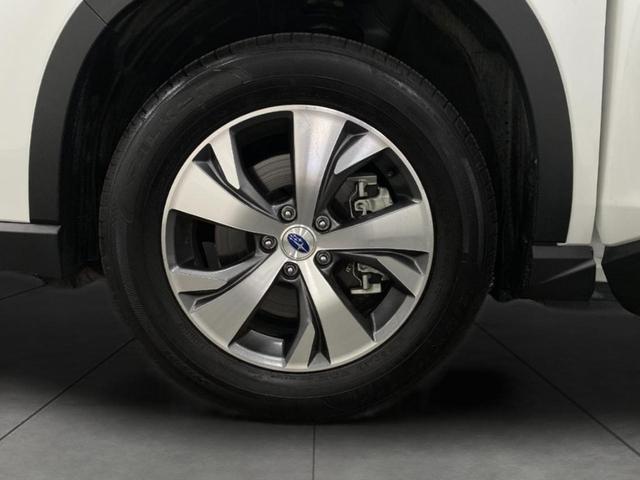 Photo of 2024 Crystal White Pearl Subaru Ascent