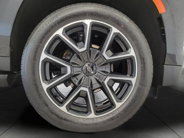 Photo of 2023 Black Chevrolet Suburban
